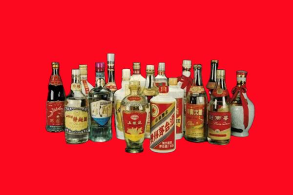 龙岩市回收十八老酒.jpg